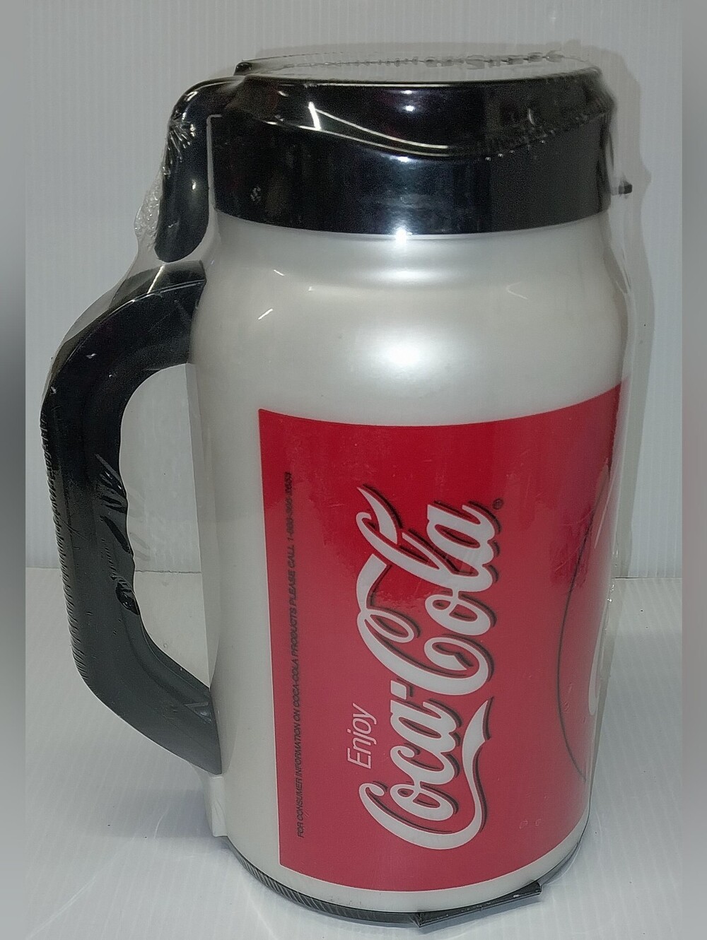 Coca-Cola Auto KingWhite Travel Mug with Red Logo and Black Handle
